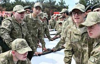 Özel bireylerin askerlik heyecanı