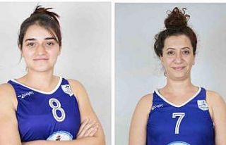 Pamukkale Belediyesporlu Mine ve Meryem’e milli...