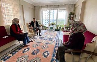 Pursaklar Belediye Başkanı Çetin depremzedelerin...