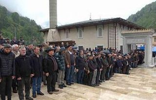 Rize’deki trafik kazasında hayatını kaybeden...