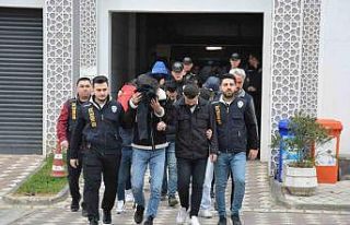 Sahte konteyner ilanıyla depremzedeleri dolandıran...