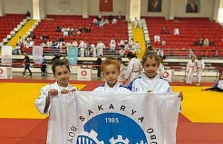 Sakarya Büyükşehir sporcusu kürsüyü boş bırakmadı