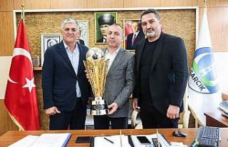 Şampiyonluk kupası Asarcık’ta