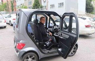 Samsun sokaklarında dikkat çeken araç