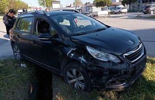 Samsun’da otomobil ile ticari taksi çarptı: 1...