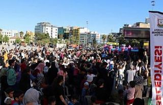 Şanlıurfa’da depremden etkilenen çocuklar gönüllerince...