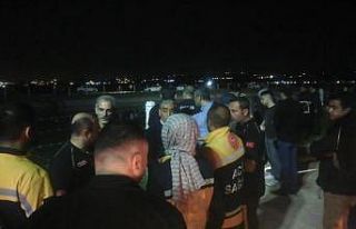 Şanlıurfa’da otomobil sulama kanalına devrildi:...