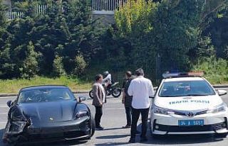 Sarıyer’de 8 milyon TL’lik araç kazaya karıştı:...