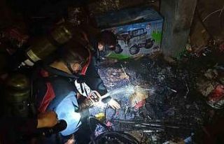 Siirt’te çıkan yangında 20 akülü araç yandı