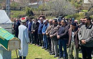Silahlı vurulan genç kız Karabük’te toprağa...