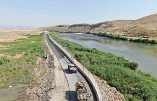 Sınır hatları son teknoloji cihaz ve üst düzey...