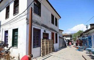 Şirince’nin tarihi çarşısında yenileme çalışmaları...