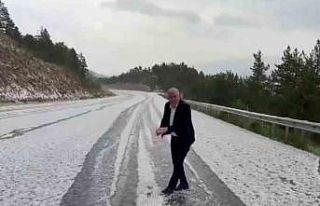 Sivas’ta ceviz büyüklüğünde dolu yağdı