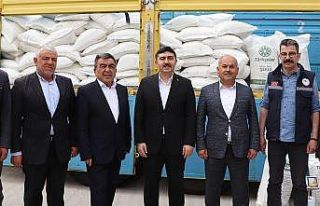 Sivas’ta depremzede arıcılara şeker desteği