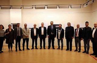 “Siyahtan Beyaza Yalnızlıklar” fotoğraf sergisi