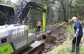 Spil Dağı’ndaki Ayvacık artık su sıkıntısı...