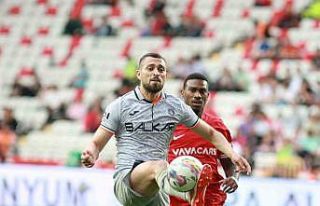 Spor Toto Süper Lig: FTA Antalyaspor: 0 - Medipol...