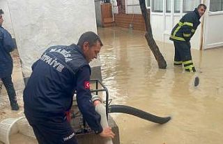 Su baskınlarına itfaiye ve MASKİ’den anında...