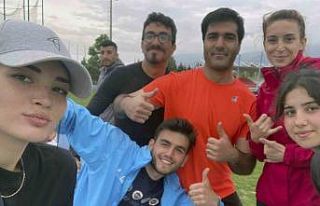 SUBÜ öğrencilerinden bir altın bir gümüş madalya