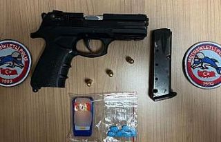 Şüpheli şahıslardan tabanca, tüfek ve uyuşturucu...