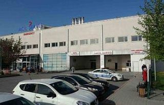 Tadilat yaparken çatıdan düşen şahıs yaralandı