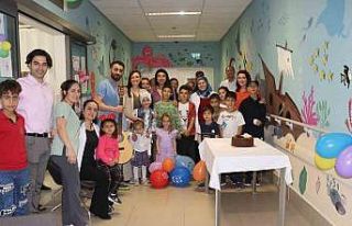 Talasemili çocuklara sürpriz etkinlik