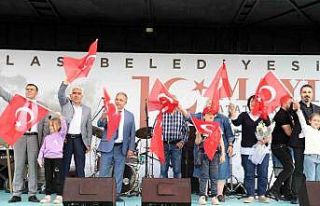 Talas’ta muhteşem 19 Mayıs coşkusu