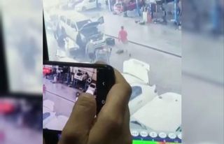 Tamir etmeye çalıştığı aracın altında kalarak...