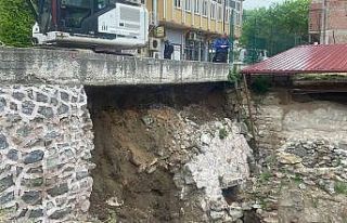 Tarihi İznik çini fırınlarının kazı alanı...