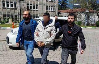 Tartıştığı genci sırtından bıçaklamıştı,...