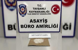 Tavşanlı’da bir araçta uyuşturucu ele geçirildi