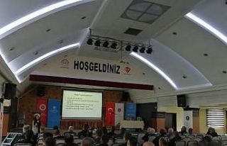 Teknolojinin bilinçli kullanılması anlatıldı