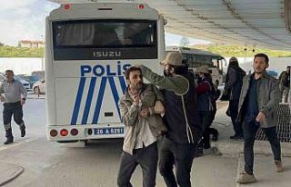 Terör operasyonunda yakalanan Yeşil Sol Parti milletvekili...