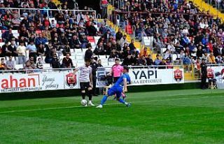 TFF 2. Lig: 24Erzincanspor: 0 - Ankaraspor: 0