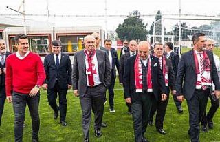 TFF Başkanı Büyükekşi, Samsunspor tesislerini...