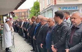 TFF eski yöneticisi Serdar Güzelaydın’ın annesi...