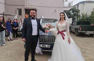 TOGG İzmir’de gelin arabası olarak kullanıldı