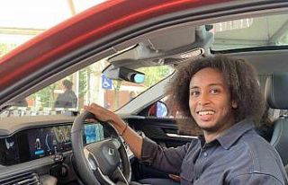 TOGG ve Devrim yanyana