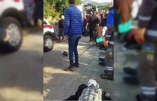 Trabzon’da belediye otobüsü kaza yaptı: 20 yaralı