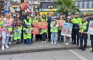 Trafik kurallarına dikkat çektiler