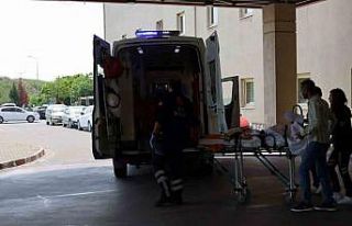 Turgutlu’da balkondan düşen çocuk ağır yaralandı