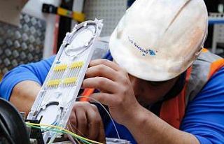 Türk Telekom’dan ilk çeyrekte 3,3 milyar TL’lik...