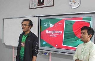 Uluslararası öğrenciler tanıttılar