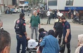 Ümraniye’de otomobilin yayaya çarptığı anlar...