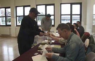 Ünlü komedyen Cem Yılmaz oyunu kullandı