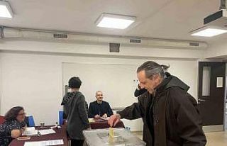 Ünlü oyuncu Ozan Güven oyunu kullandı