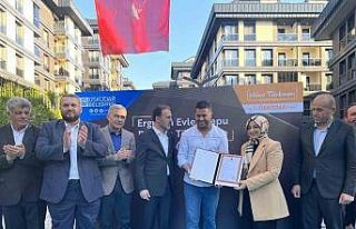 Üsküdar Erguvan Evleri’nin tapuları hak sahiplerine...