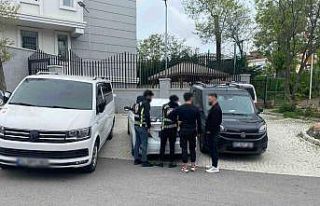 Üsküdar’da tüneli kapatıp asker eğlencesi yapan...