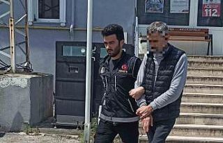 Uyuşturucu ticaretinden adliyeye sevk edilen şahıs...