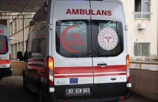 Üzerine kaya düşen genç hayatını kaybetti